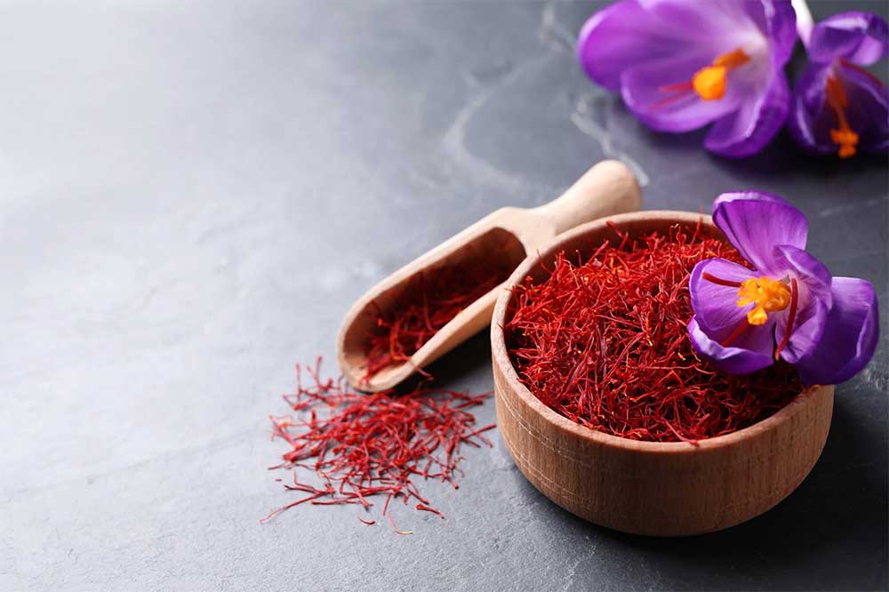 زعفران و تندرستی: چگونه زعفران کیفیت زندگی را ارتقا می‌دهد؟